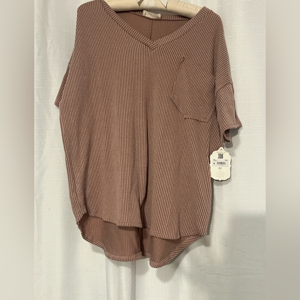 Altar’d State - NWT Women's Purple Adlessia Ribbed V-Neck Top size Small